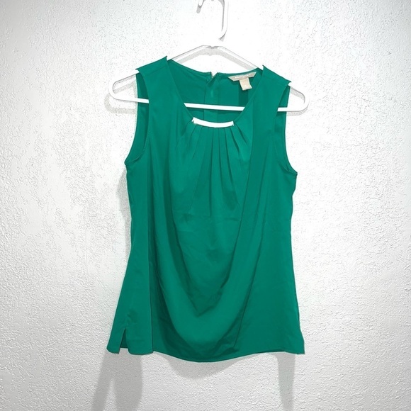 Banana Republic Green Top - Picture 1 of 6